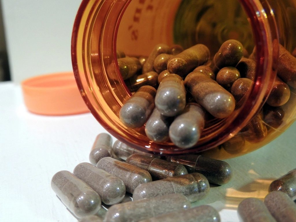 herbal supplement capsules bottle